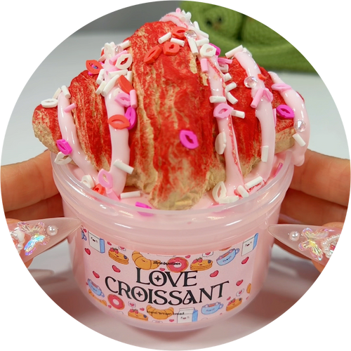 Love Croissant